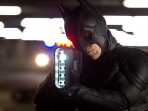 As the date for the new Batman movie quickly approaches, Nolan has come out of hiding. The website bestmoviesnewever.com is reporting that Christopher Nolan met with executives at Warner Bros last Friday to screen a rough cut of the final saga in the Batman story. Furthermore, they went on to say that Nolan himself will […]